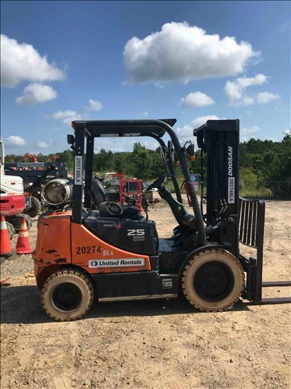 2015 Doosan G25E-5 Warehouse Forklift