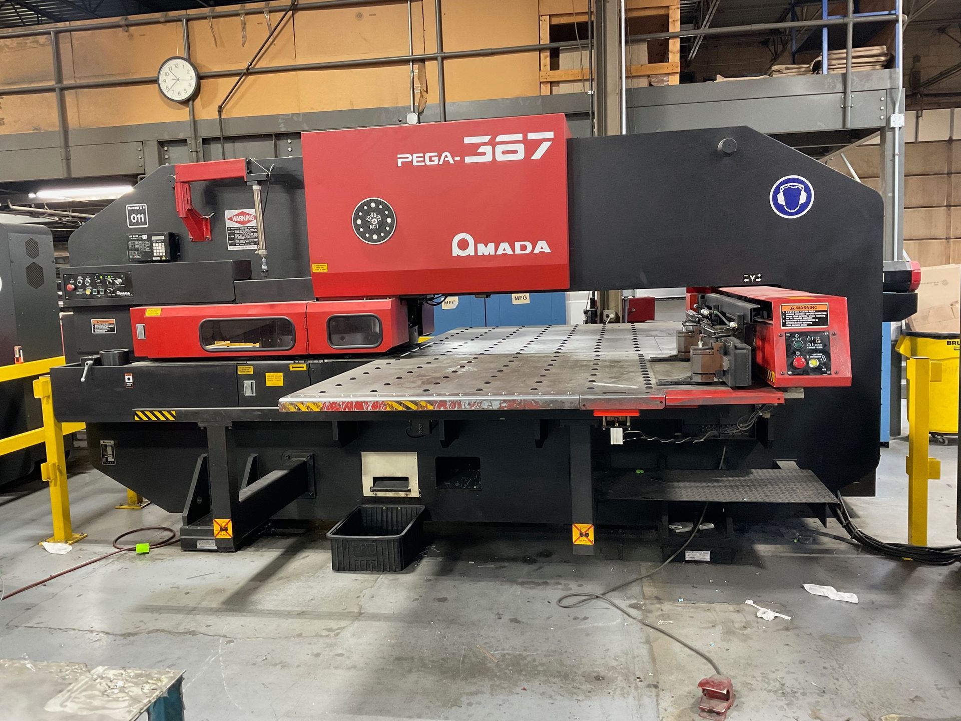 2001 Amada PEGA 367 Punch Press