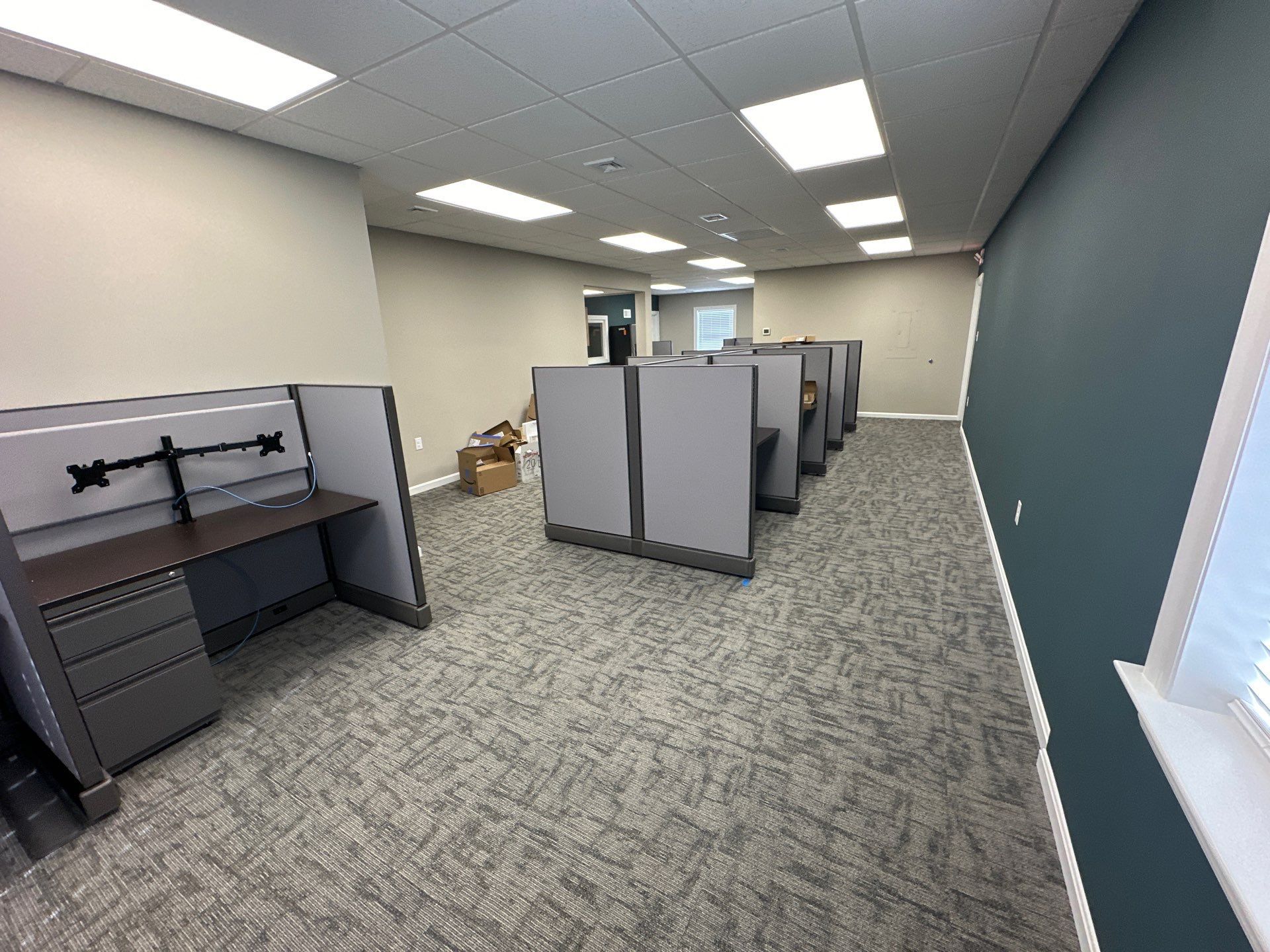 Cubicle design and installation for offices