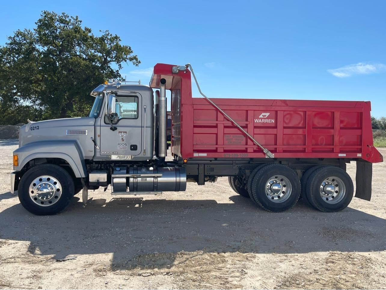 Rios Trucking Co., hauling, haul-off services, landscape materials and supplies delivery dump truck