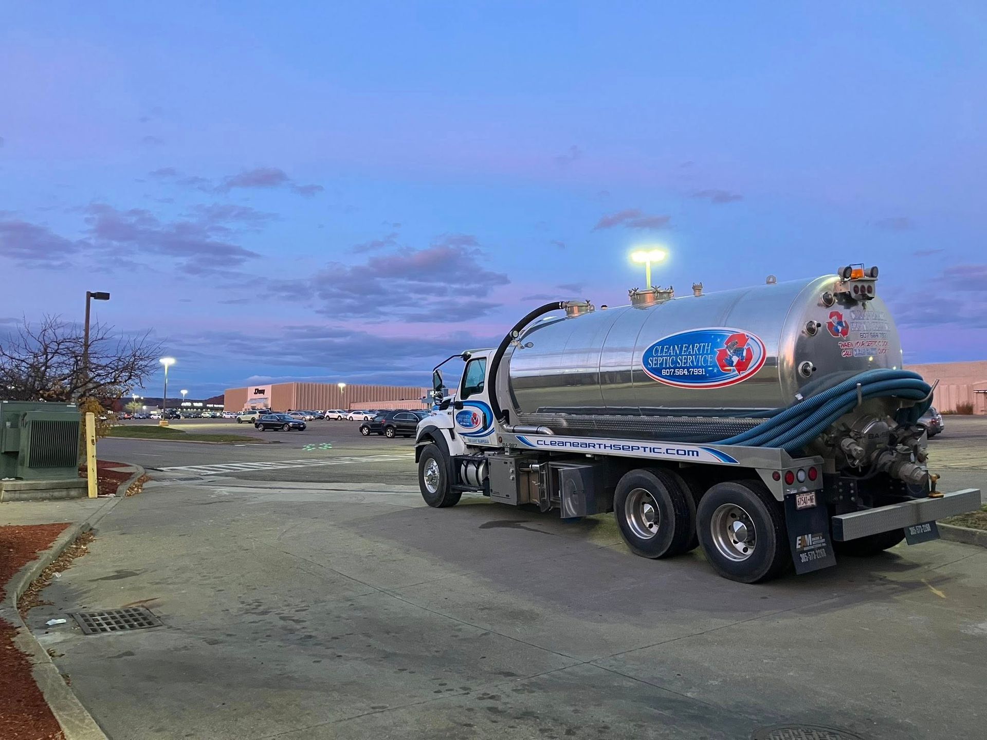 Septic pump truck in Chemung County NY