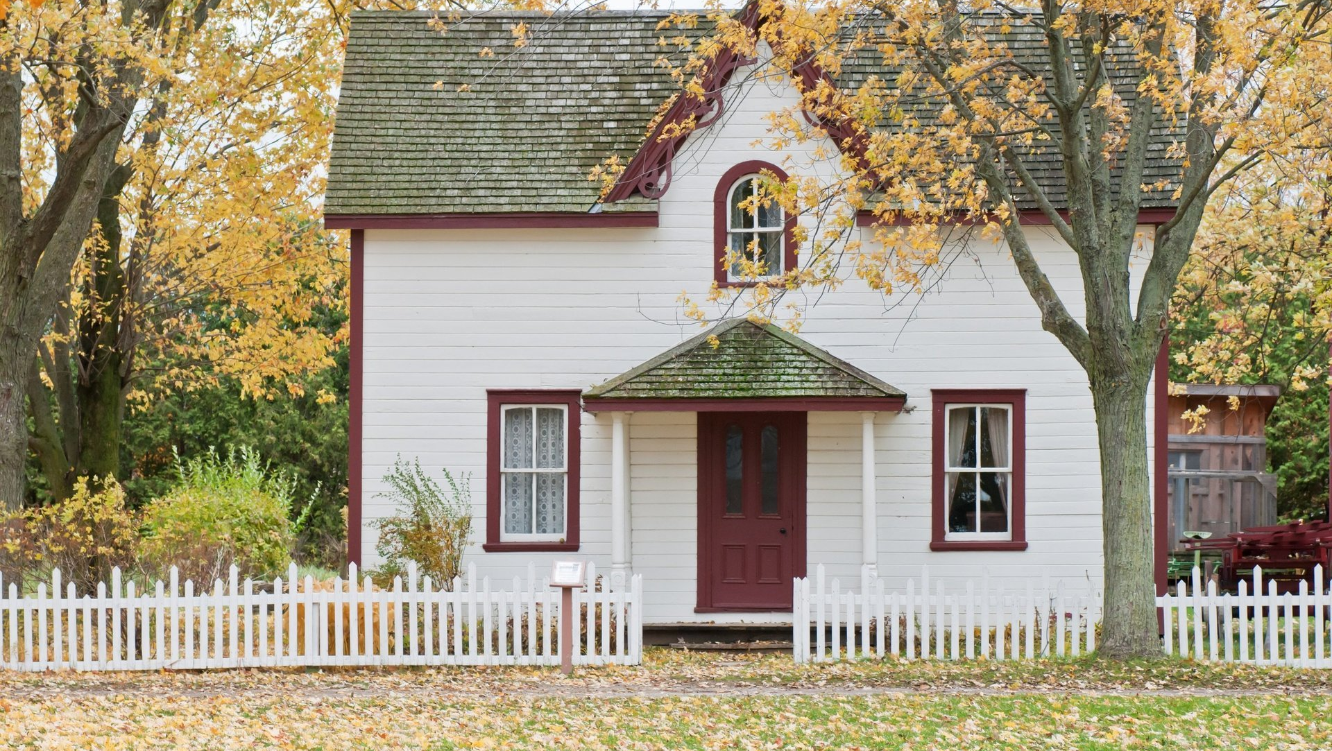 4 Benefits of a thorough Septic System Inspection when you're buying or selling a home with a septic system.