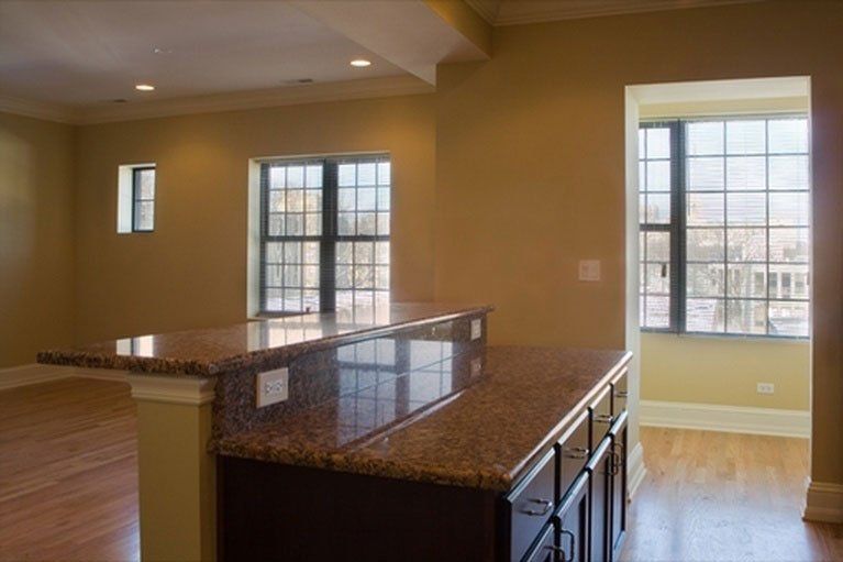 Win 1737 Kitchen with Granite Countertops