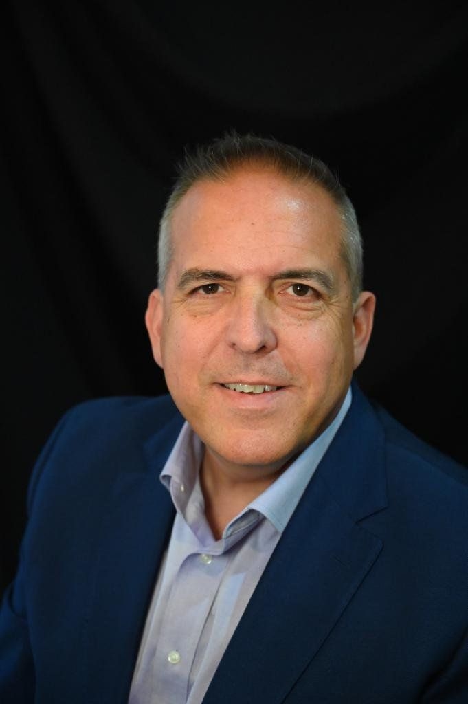 Phillip Huff headshot