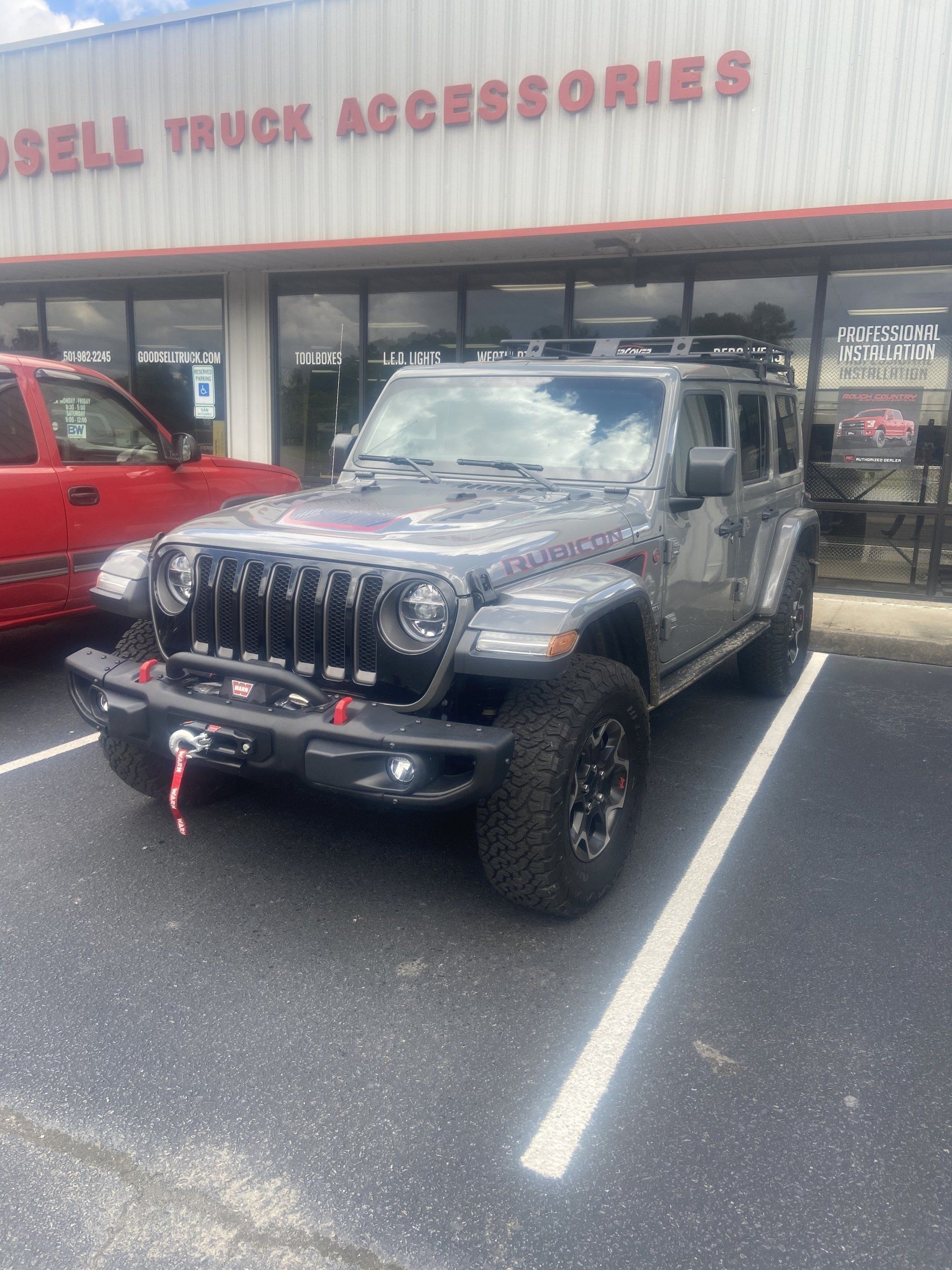 warn winch on jeep bumper