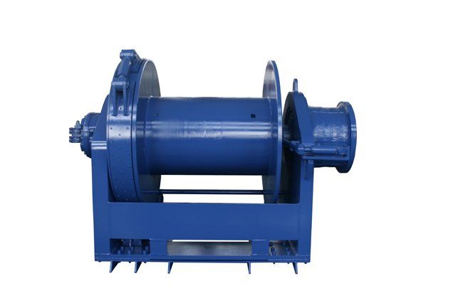30 tonne hydraulic mooring winch with capstan