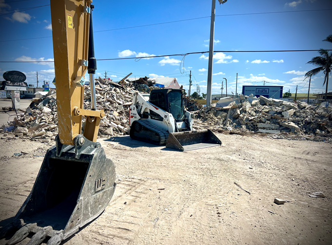 Clean-up - Fort Myers, Florida - J &E Excavating LLC