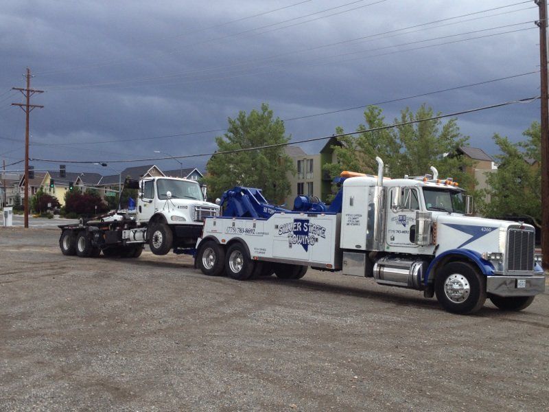 Late Night Towing — Towing a Heavy Duty Truck in Reno, NV