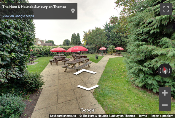 The Hare Hounds, Sunbury | Garden