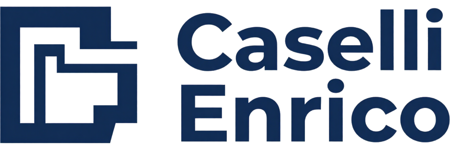 Il logo di Caselli Enrico presenta un'icona geometrica astratta di colore blu navy a sinistra del nome dell'azienda, scritto in blu navy.