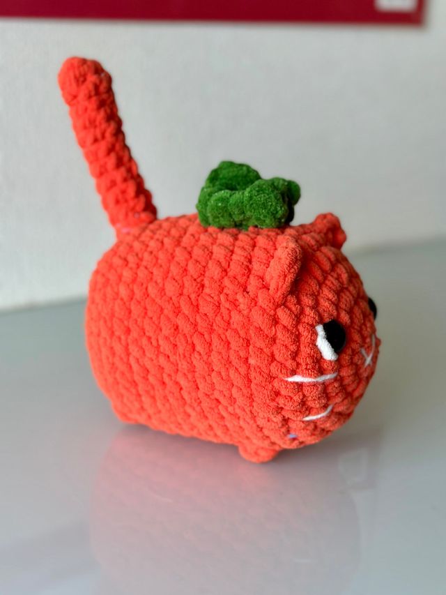 あみぐるみ お正月飾リ ぶたさん 【オレンジ&チーム】 ハンドメイド