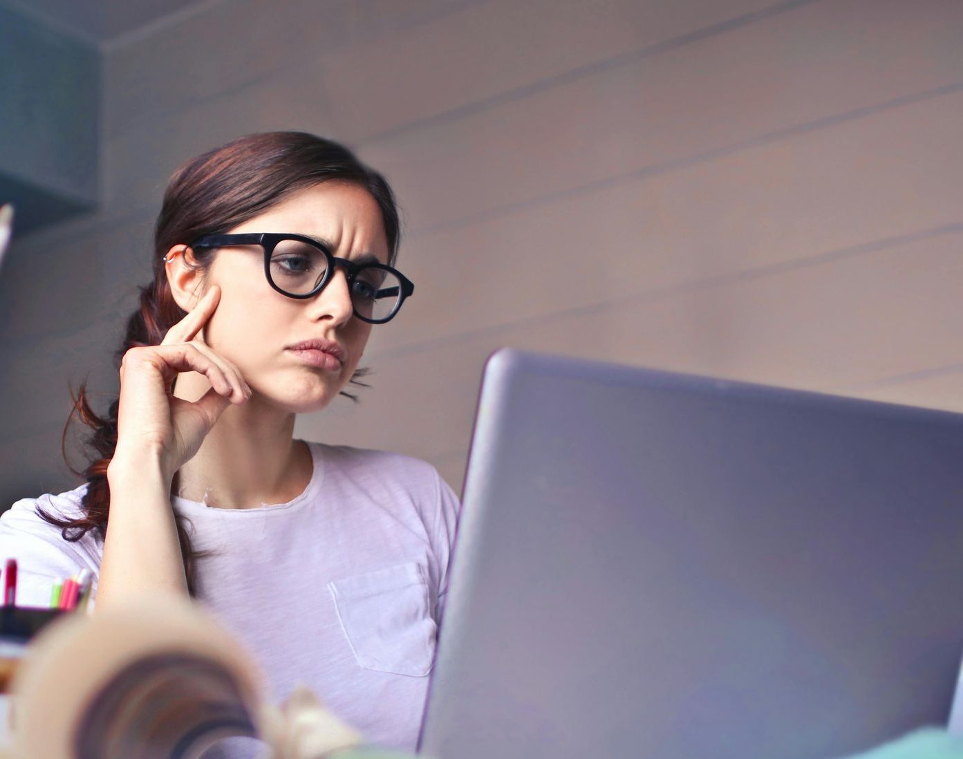 Image of woman at her computer trying to learn about trusts