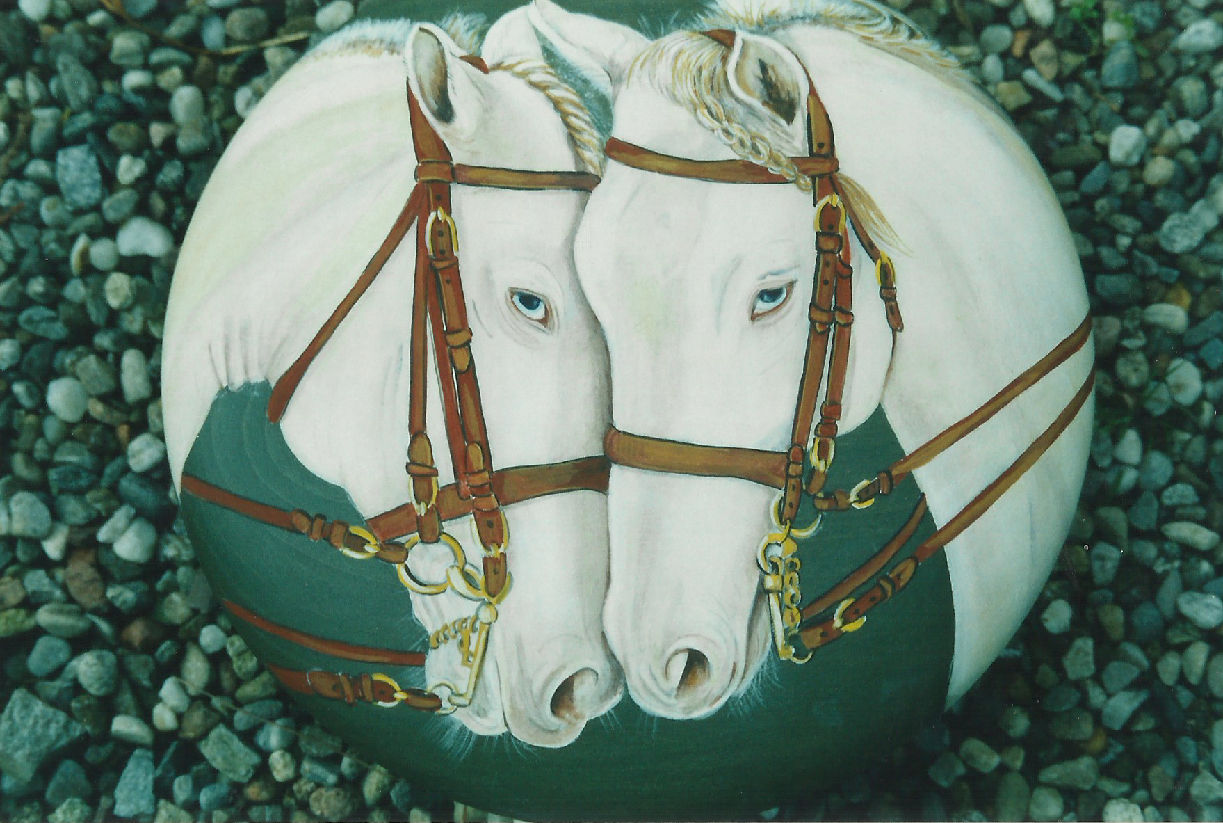 animali, cani, gatti, cavalli, quadri, ritratti, dipinti, su misura, animali vestiti, oggetti, arredi, uova dipeinte, piatti, decorazioni, trompe, fiori, stencil, decoupage, carta, colla, matita, pennello, olio su tela , riviste, pubblicazioni, eventi, Marina Rigolone, artista, pittrice, decoratrice,