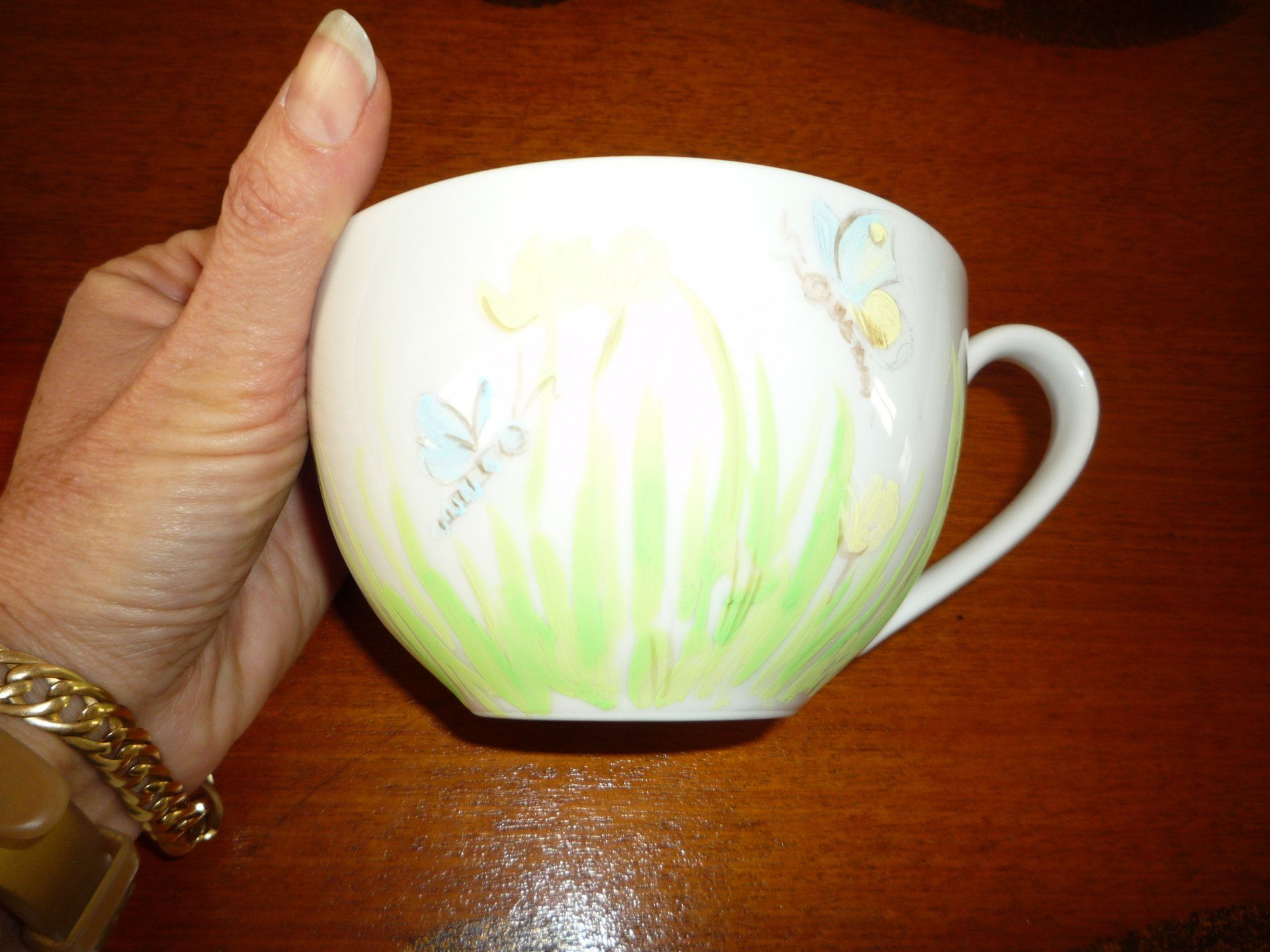 animali, cani, gatti, cavalli,  quadri, ritratti, dipinti, su misura, animali vestiti, oggetti, arredi, uova dipeinte, piatti, decorazioni, trompe, fiori, stencil, decoupage, carta, colla, matita, pennello, olio su tela , riviste, pubblicazioni, eventi, Marina Rigolone, artista, pittrice, decoratrice,