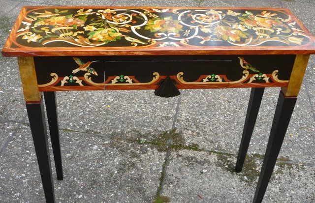 animali, cani, gatti, cavalli,  quadri, ritratti, dipinti, su misura, animali vestiti, oggetti, arredi, uova dipeinte, piatti, decorazioni, trompe, fiori, stencil, decoupage, carta, colla, matita, pennello, olio su tela , riviste, pubblicazioni, eventi, Marina Rigolone, artista, pittrice, decoratrice,