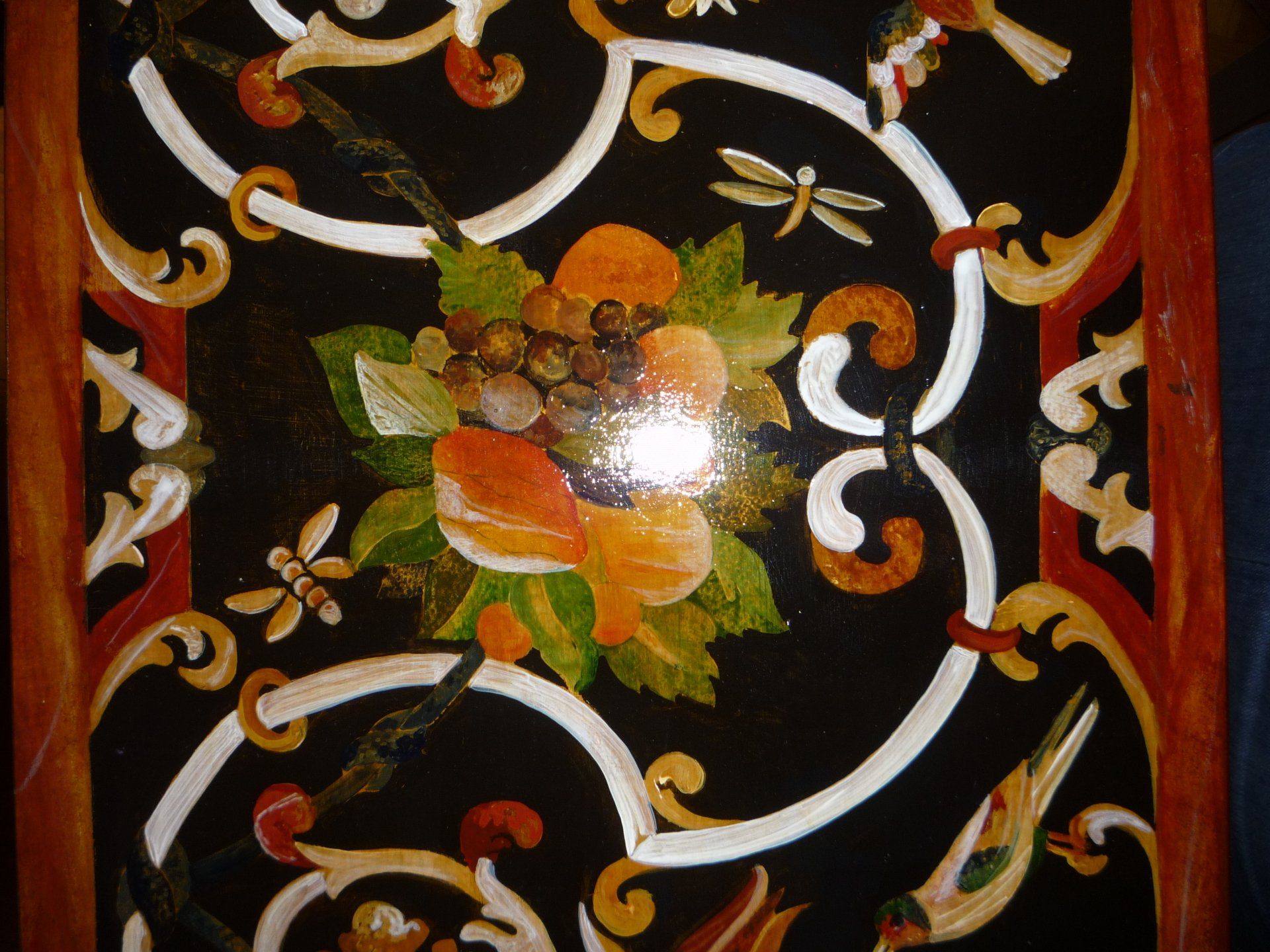 animali, cani, gatti, cavalli,  quadri, ritratti, dipinti, su misura, animali vestiti, oggetti, arredi, uova dipeinte, piatti, decorazioni, trompe, fiori, stencil, decoupage, carta, colla, matita, pennello, olio su tela , riviste, pubblicazioni, eventi, Marina Rigolone, artista, pittrice, decoratrice,