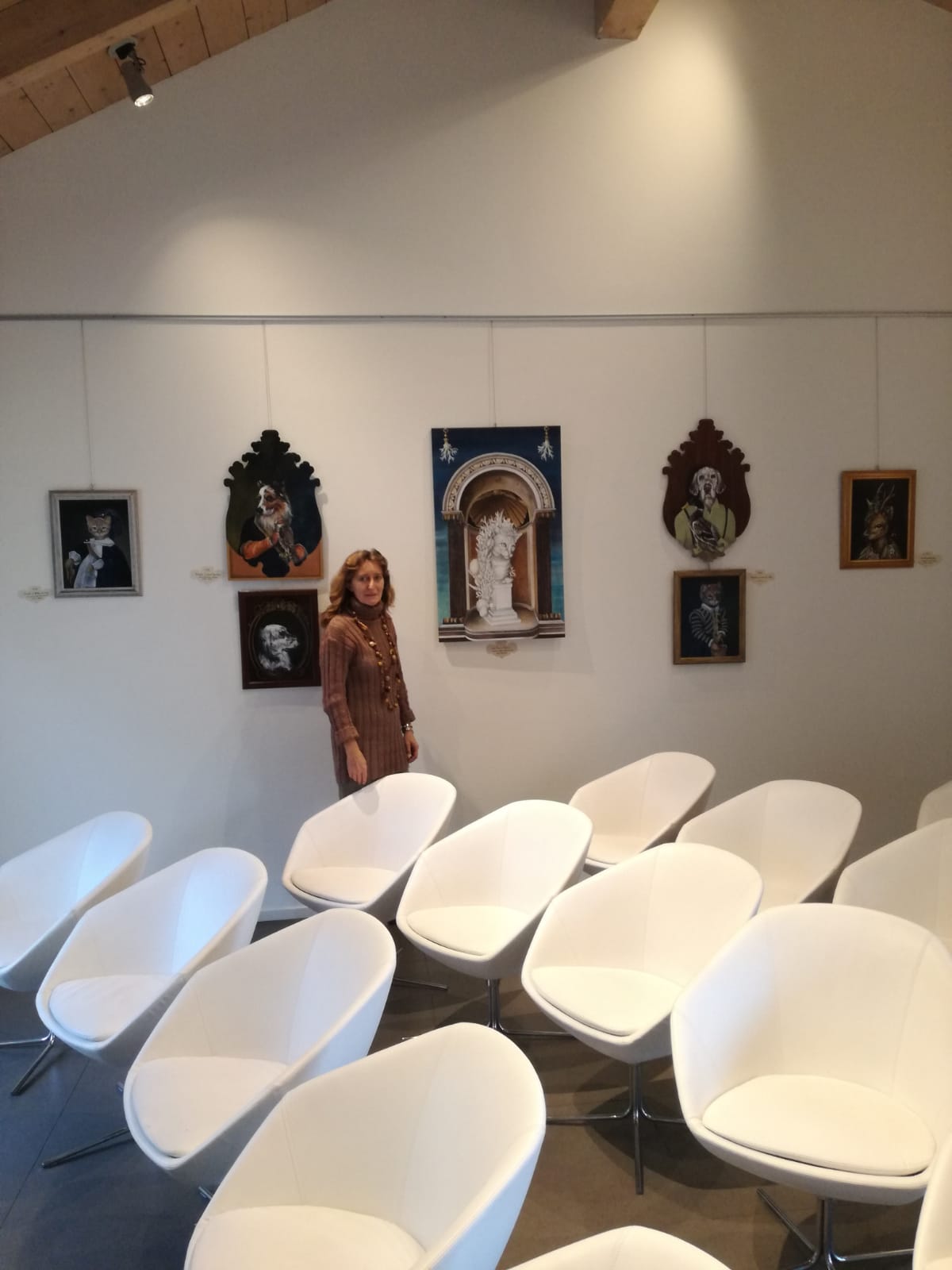 animali, cani, gatti, cavalli,  quadri, ritratti, dipinti, su misura, animali vestiti, oggetti, arredi, uova dipeinte, piatti, decorazioni, trompe, fiori, stencil, decoupage, carta, colla, matita, pennello, olio su tela , riviste, pubblicazioni, eventi, Marina Rigolone, artista, pittrice, decoratrice,