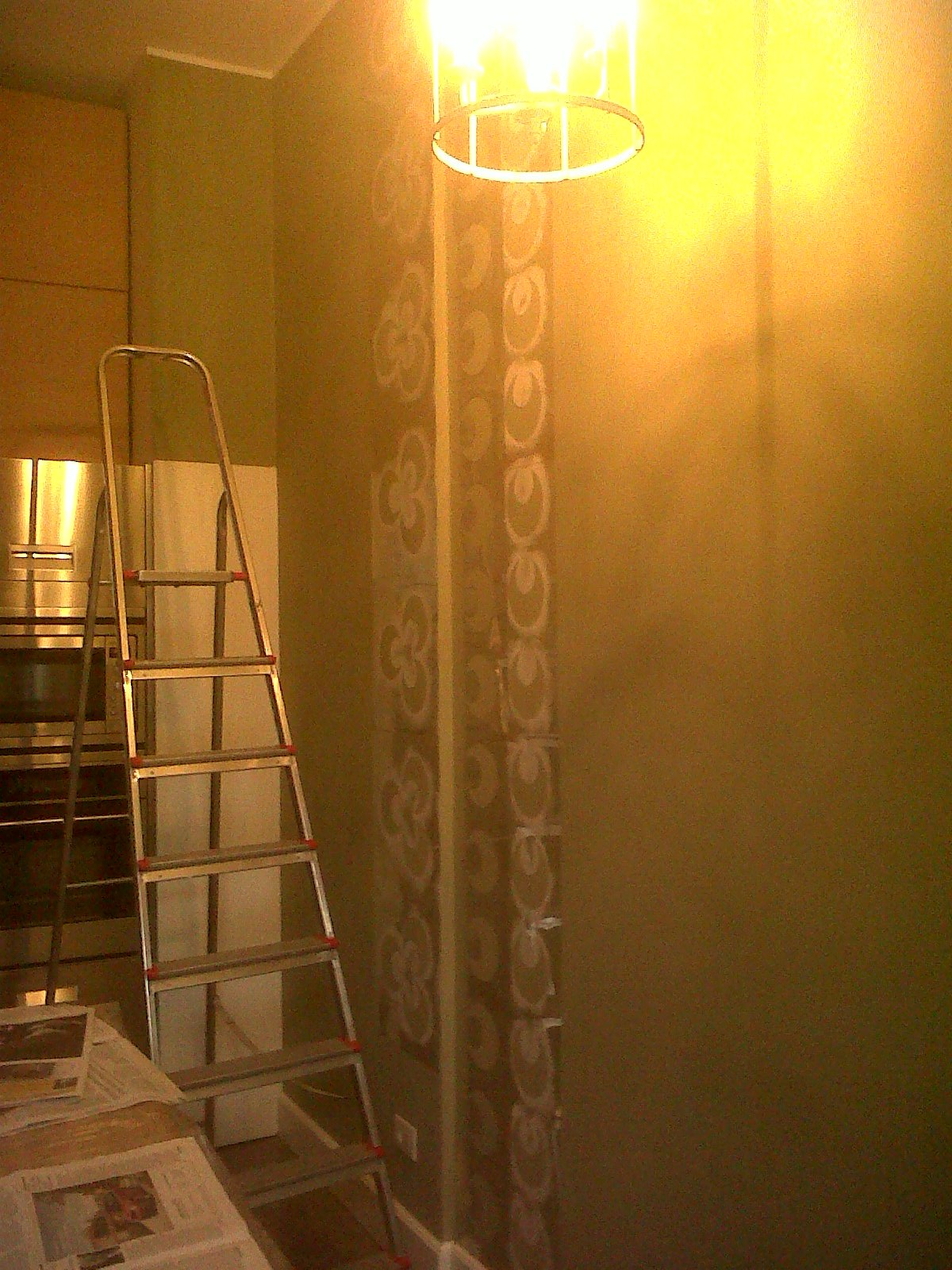 animali, cani, gatti, cavalli, quadri, ritratti, dipinti, su misura, animali vestiti, oggetti, arredi, uova dipeinte, piatti, decorazioni, trompe, fiori, stencil, decoupage, carta, colla, matita, pennello, olio su tela , riviste, pubblicazioni, eventi, Marina Rigolone, artista, pittrice, decoratrice,