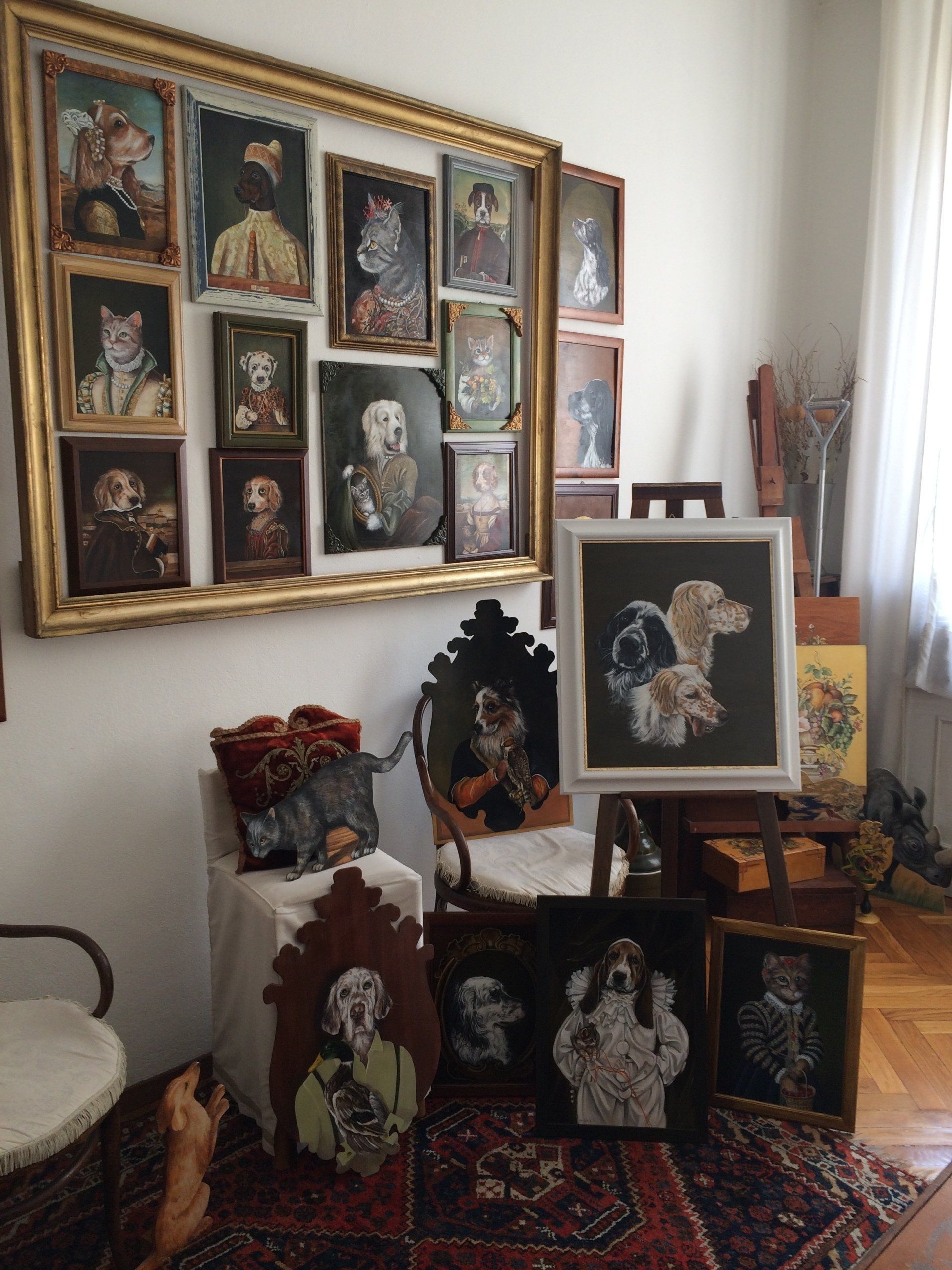 animali, cani, gatti, cavalli,  quadri, ritratti, dipinti, su misura, animali vestiti, oggetti, arredi, uova dipeinte, piatti, decorazioni, trompe, fiori, stencil, decoupage, carta, colla, matita, pennello, olio su tela , riviste, pubblicazioni, eventi, Marina Rigolone, artista, pittrice, decoratrice,