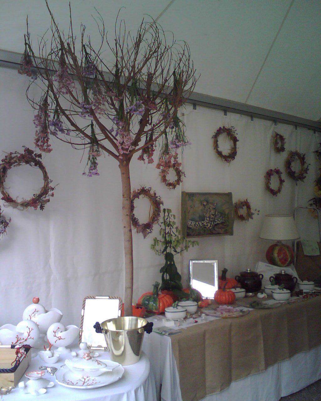 animali, cani, gatti, cavalli, quadri, ritratti, dipinti, su misura, animali vestiti, oggetti, arredi, uova dipeinte, piatti, decorazioni, trompe, fiori, stencil, decoupage, carta, colla, matita, pennello, olio su tela , riviste, pubblicazioni, eventi, Marina Rigolone, artista, pittrice, decoratrice,