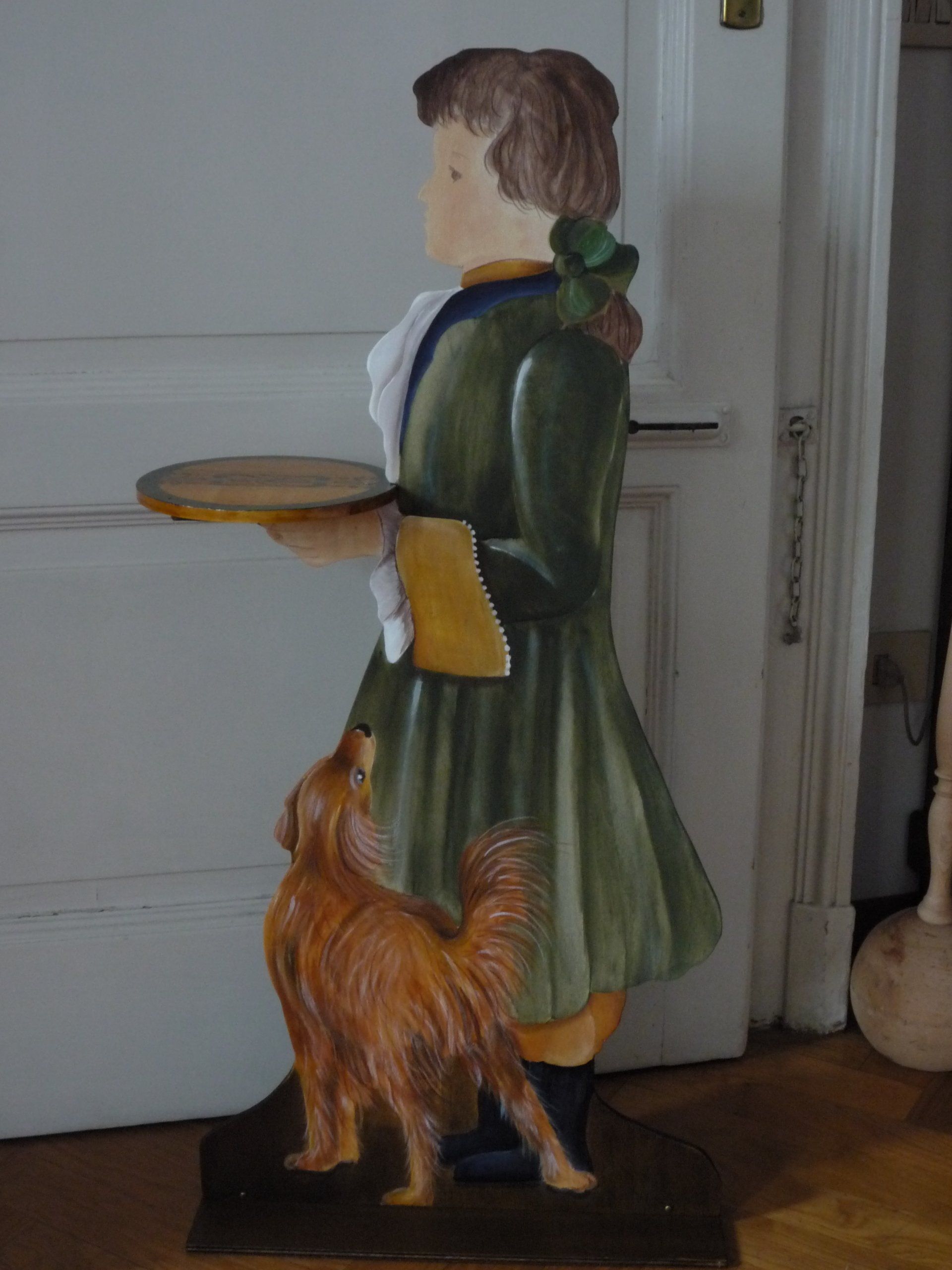 animali, cani, gatti, cavalli,  quadri, ritratti, dipinti, su misura, animali vestiti, oggetti, arredi, uova dipeinte, piatti, decorazioni, trompe, fiori, stencil, decoupage, carta, colla, matita, pennello, olio su tela , riviste, pubblicazioni, eventi, Marina Rigolone, artista, pittrice, decoratrice,