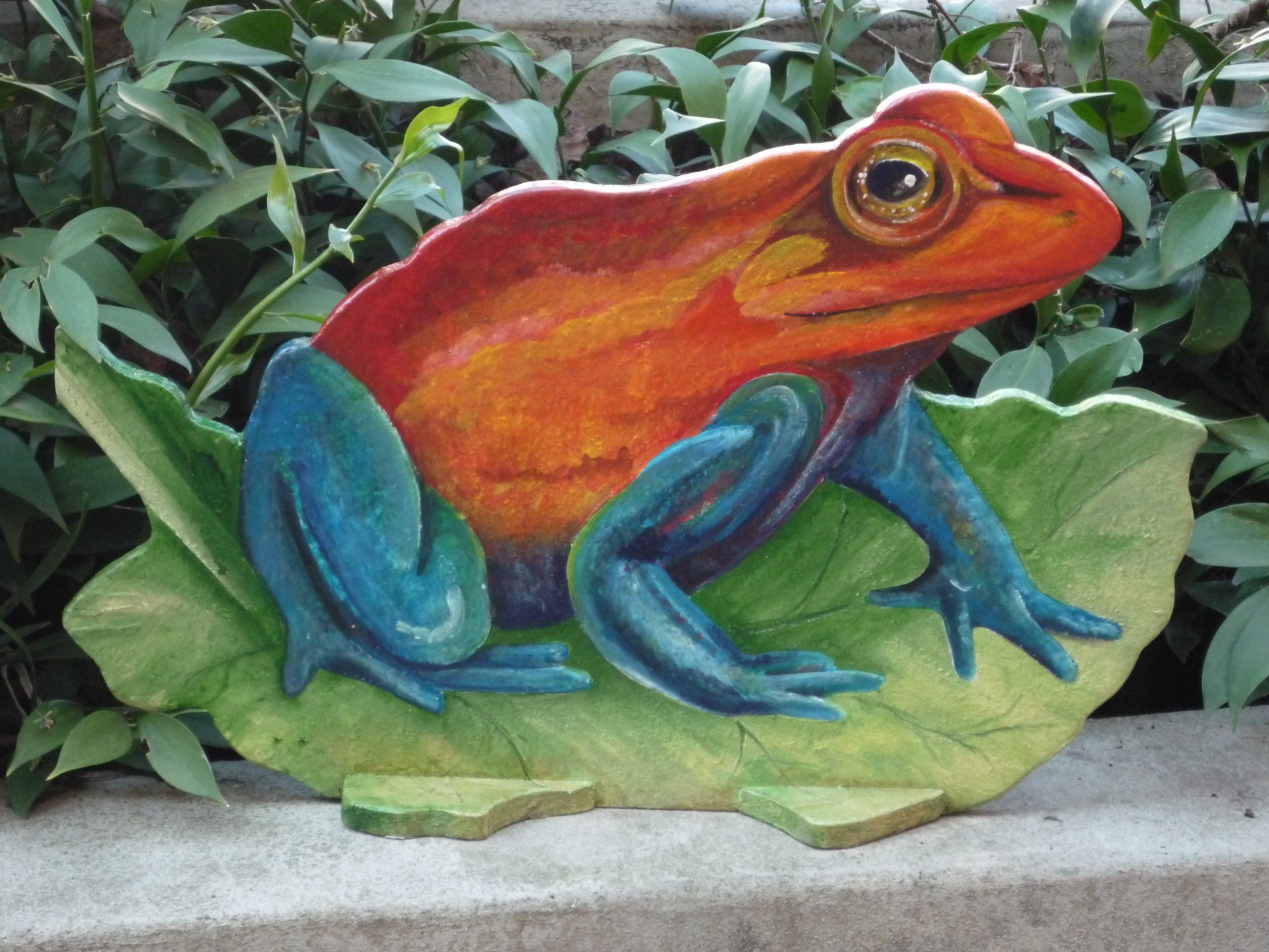 animali, cani, gatti, cavalli,  quadri, ritratti, dipinti, su misura, animali vestiti, oggetti, arredi, uova dipeinte, piatti, decorazioni, trompe, fiori, stencil, decoupage, carta, colla, matita, pennello, olio su tela , riviste, pubblicazioni, eventi, Marina Rigolone, artista, pittrice, decoratrice,