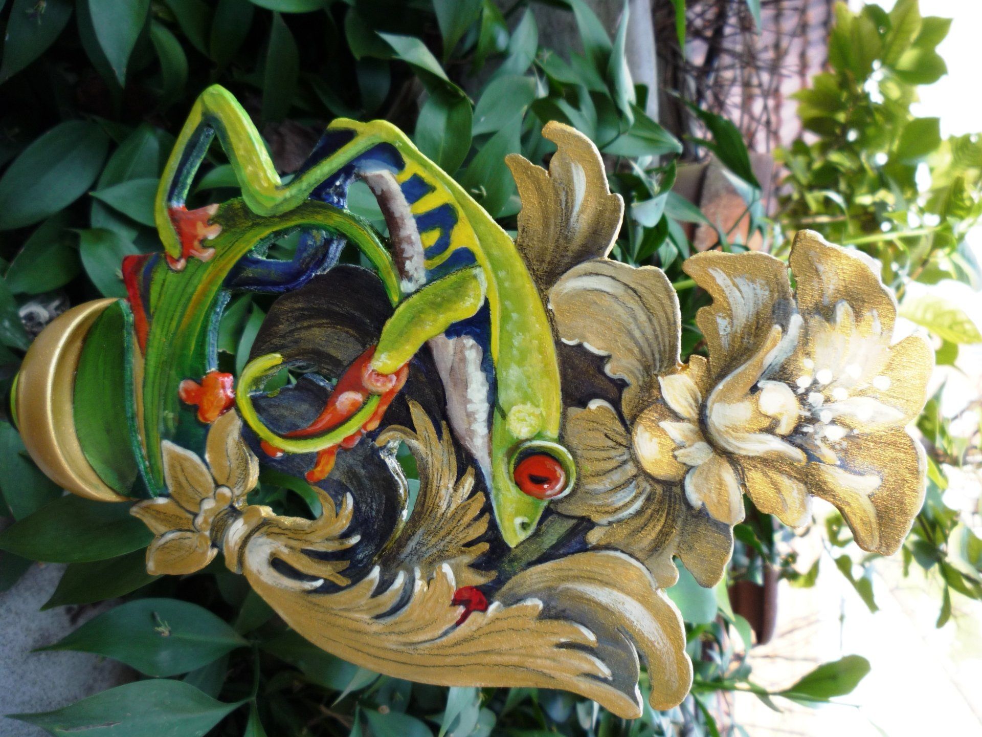 animali, cani, gatti, cavalli,  quadri, ritratti, dipinti, su misura, animali vestiti, oggetti, arredi, uova dipeinte, piatti, decorazioni, trompe, fiori, stencil, decoupage, carta, colla, matita, pennello, olio su tela , riviste, pubblicazioni, eventi, Marina Rigolone, artista, pittrice, decoratrice,