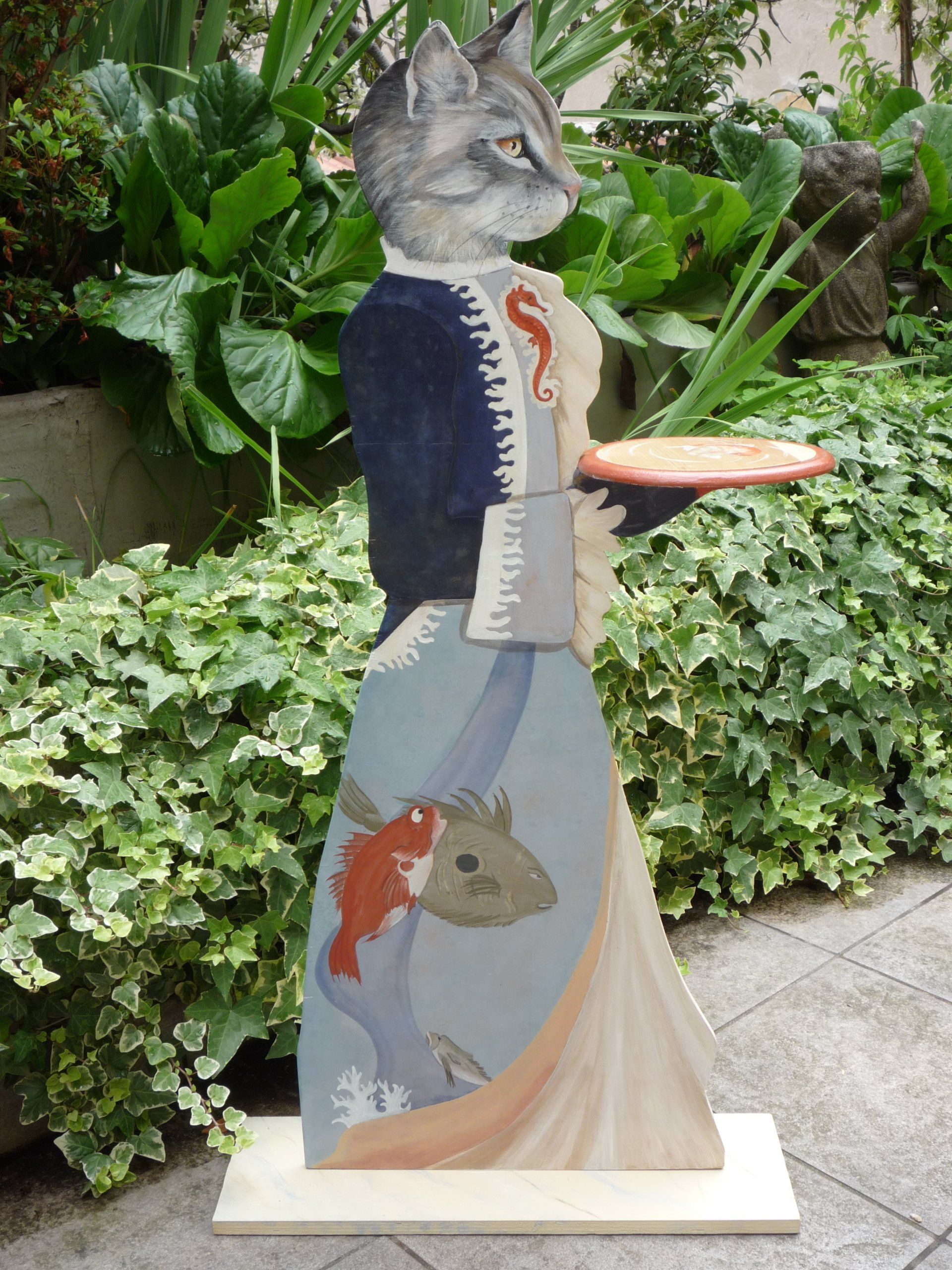 animali, cani, gatti, cavalli,  quadri, ritratti, dipinti, su misura, animali vestiti, oggetti, arredi, uova dipeinte, piatti, decorazioni, trompe, fiori, stencil, decoupage, carta, colla, matita, pennello, olio su tela , riviste, pubblicazioni, eventi, Marina Rigolone, artista, pittrice, decoratrice,