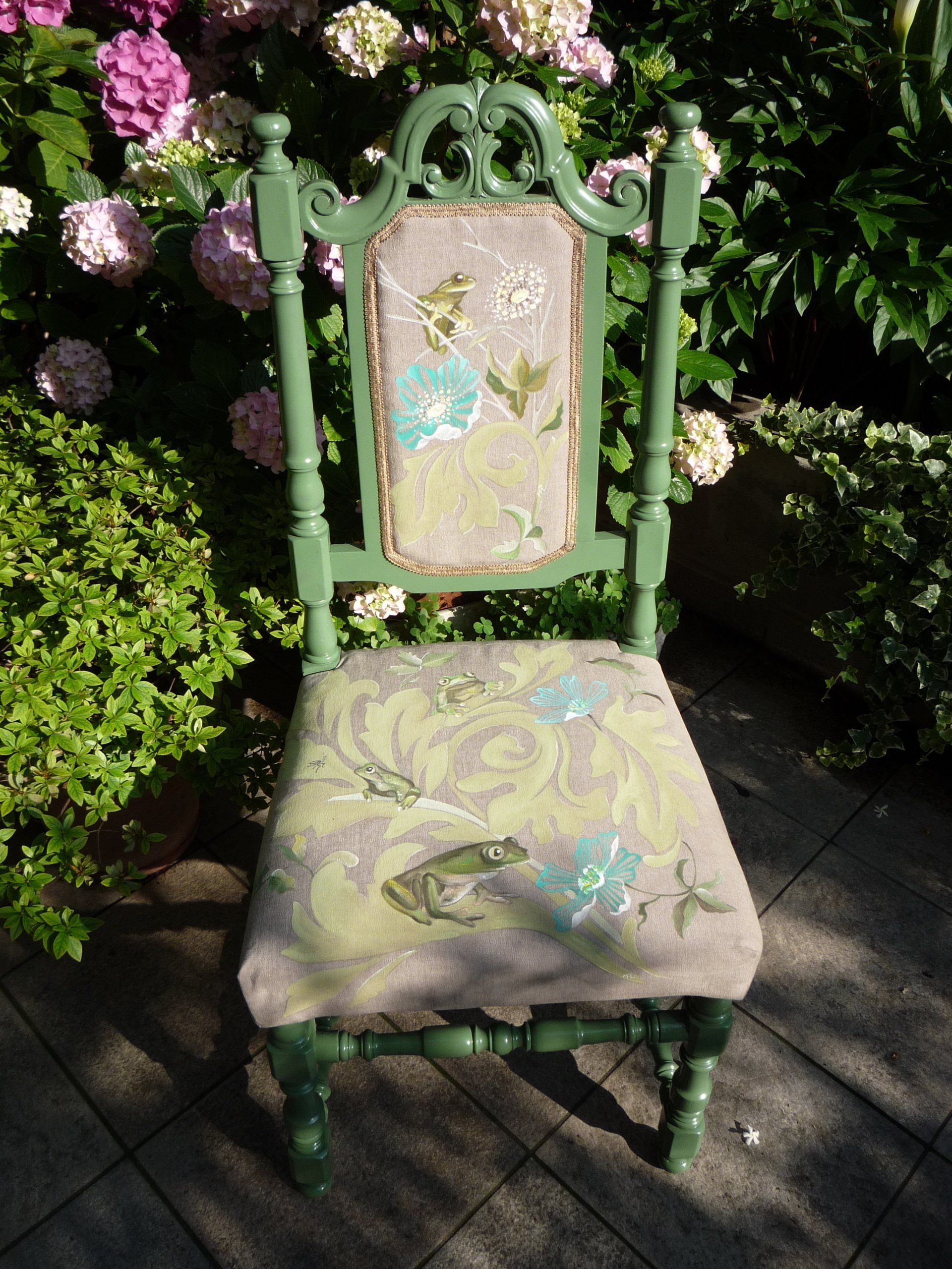 animali, cani, gatti, cavalli,  quadri, ritratti, dipinti, su misura, animali vestiti, oggetti, arredi, uova dipeinte, piatti, decorazioni, trompe, fiori, stencil, decoupage, carta, colla, matita, pennello, olio su tela , riviste, pubblicazioni, eventi, Marina Rigolone, artista, pittrice, decoratrice,