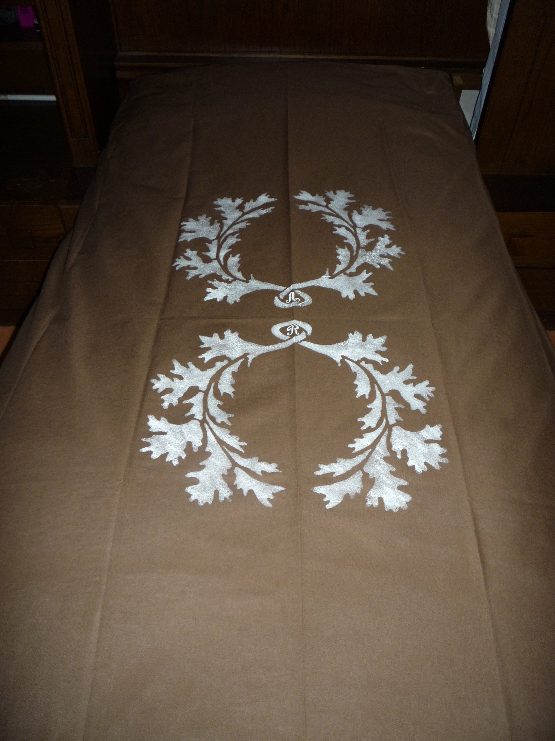 animali, cani, gatti, cavalli,  quadri, ritratti, dipinti, su misura, animali vestiti, oggetti, arredi, uova dipeinte, piatti, decorazioni, trompe, fiori, stencil, decoupage, carta, colla, matita, pennello, olio su tela , riviste, pubblicazioni, eventi, Marina Rigolone, artista, pittrice, decoratrice,