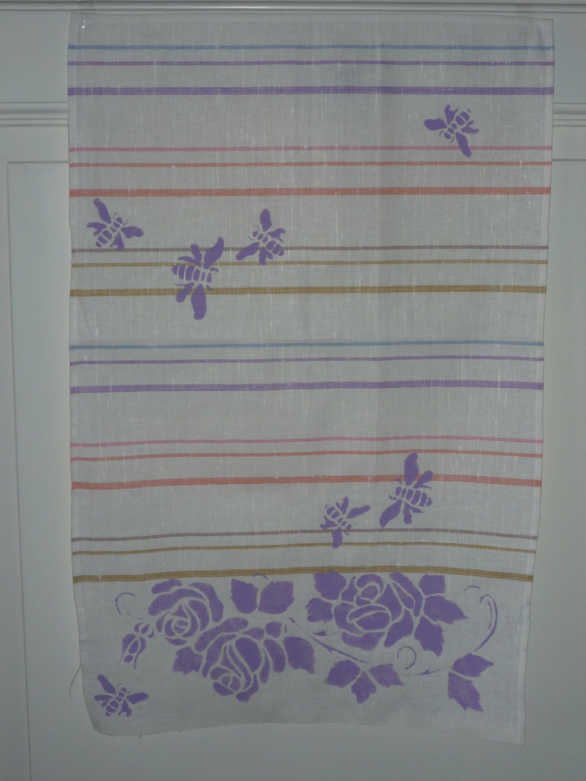 animali, cani, gatti, cavalli,  quadri, ritratti, dipinti, su misura, animali vestiti, oggetti, arredi, uova dipeinte, piatti, decorazioni, trompe, fiori, stencil, decoupage, carta, colla, matita, pennello, olio su tela , riviste, pubblicazioni, eventi, Marina Rigolone, artista, pittrice, decoratrice,