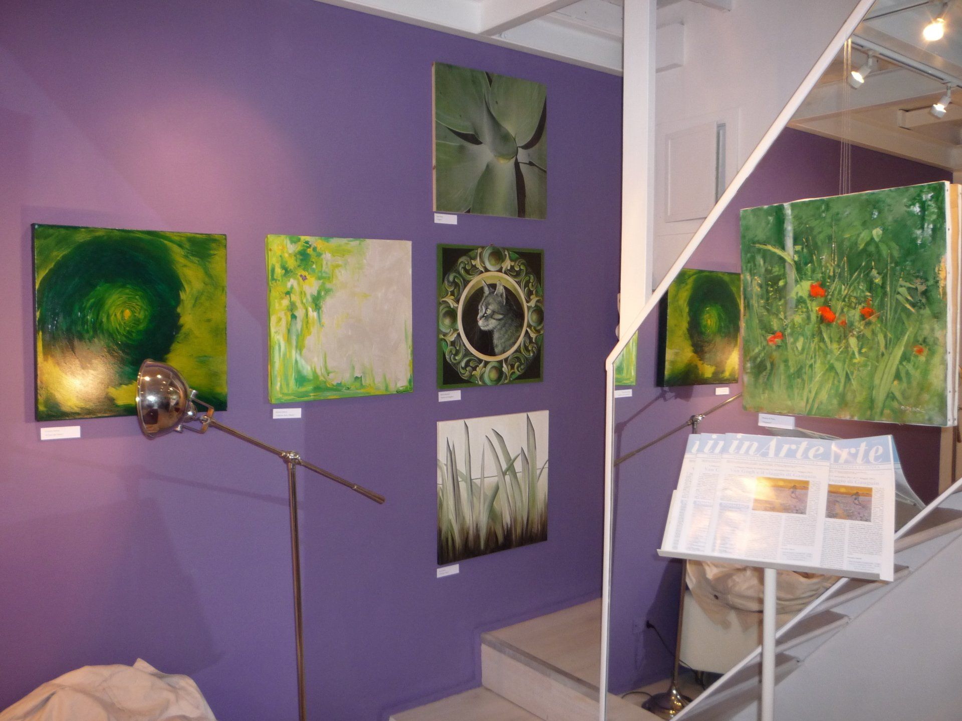 animali, cani, gatti, cavalli,  quadri, ritratti, dipinti, su misura, animali vestiti, oggetti, arredi, uova dipeinte, piatti, decorazioni, trompe, fiori, stencil, decoupage, carta, colla, matita, pennello, olio su tela , riviste, pubblicazioni, eventi, Marina Rigolone, artista, pittrice, decoratrice,