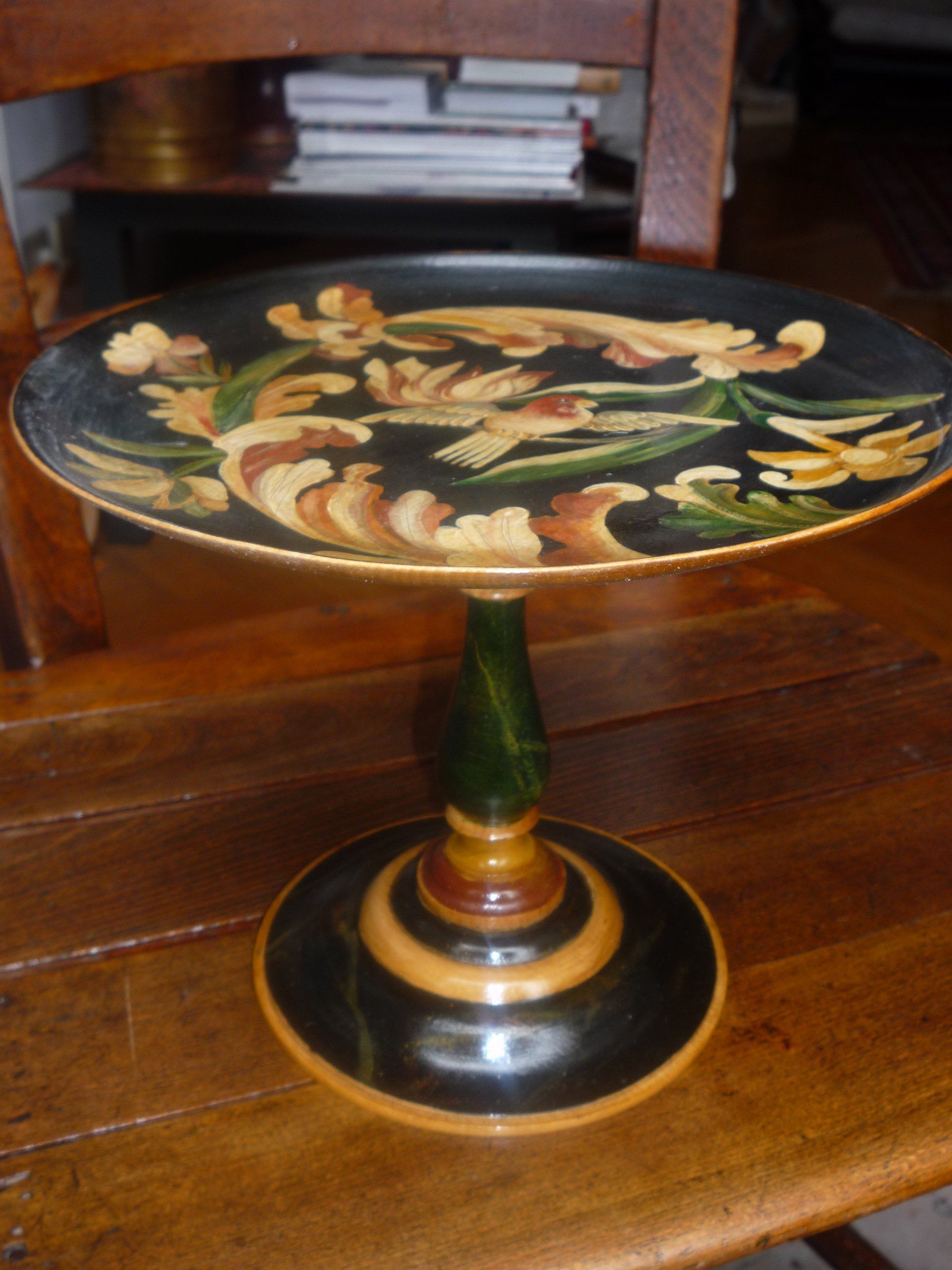 animali, cani, gatti, cavalli,  quadri, ritratti, dipinti, su misura, animali vestiti, oggetti, arredi, uova dipeinte, piatti, decorazioni, trompe, fiori, stencil, decoupage, carta, colla, matita, pennello, olio su tela , riviste, pubblicazioni, eventi, Marina Rigolone, artista, pittrice, decoratrice,