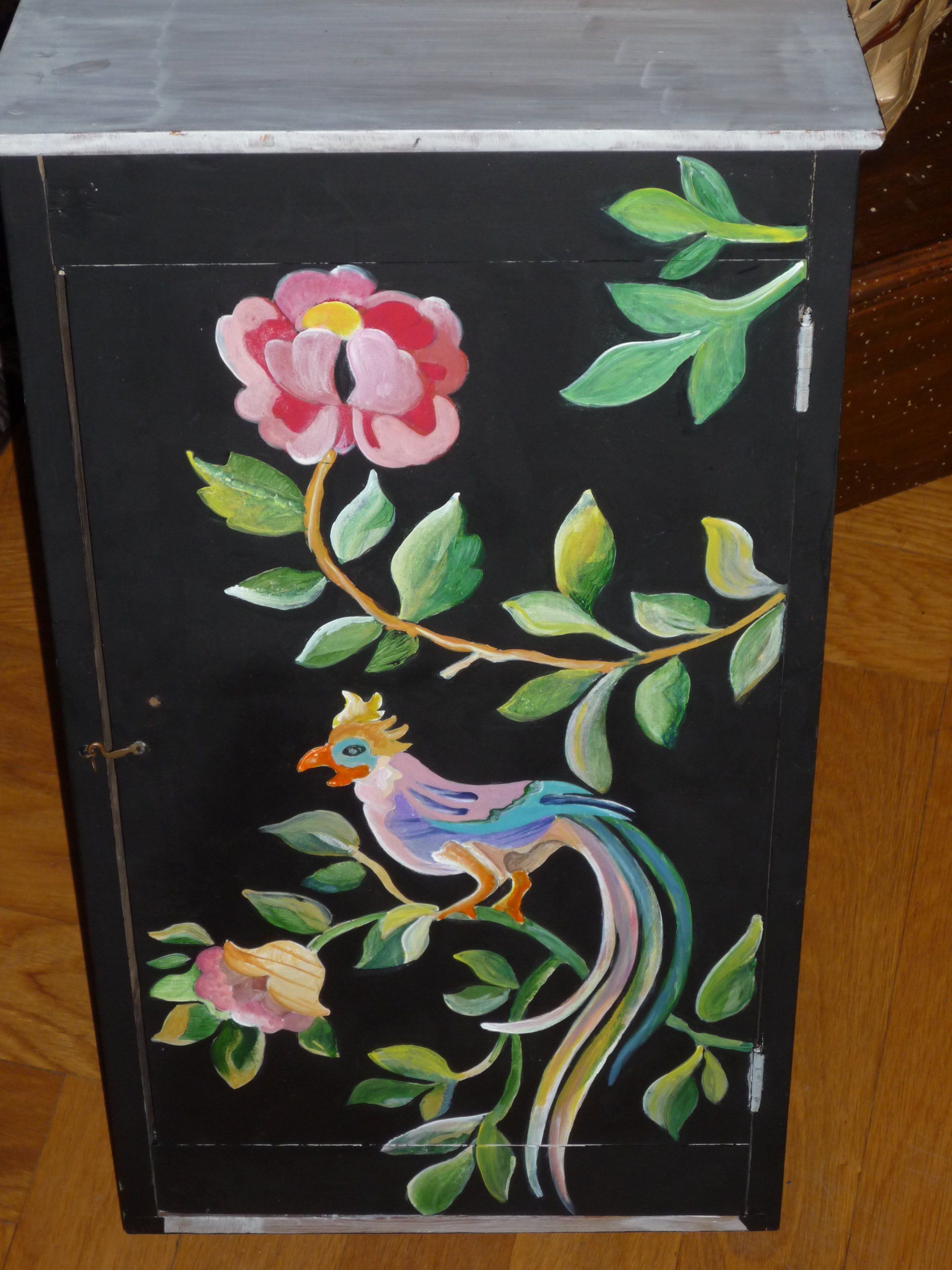 animali, cani, gatti, cavalli,  quadri, ritratti, dipinti, su misura, animali vestiti, oggetti, arredi, uova dipeinte, piatti, decorazioni, trompe, fiori, stencil, decoupage, carta, colla, matita, pennello, olio su tela , riviste, pubblicazioni, eventi, Marina Rigolone, artista, pittrice, decoratrice,