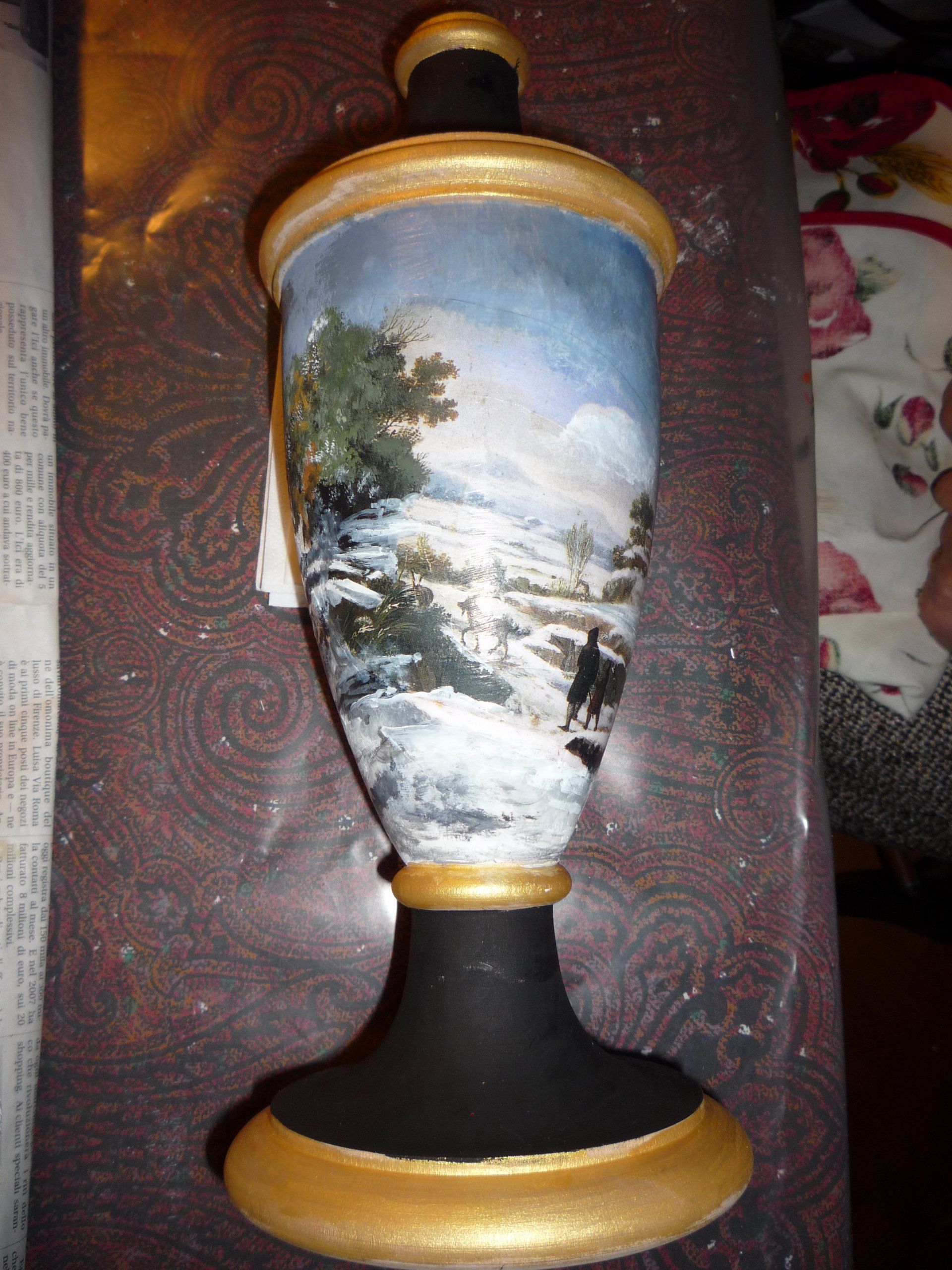 animali, cani, gatti, cavalli,  quadri, ritratti, dipinti, su misura, animali vestiti, oggetti, arredi, uova dipeinte, piatti, decorazioni, trompe, fiori, stencil, decoupage, carta, colla, matita, pennello, olio su tela , riviste, pubblicazioni, eventi, Marina Rigolone, artista, pittrice, decoratrice,