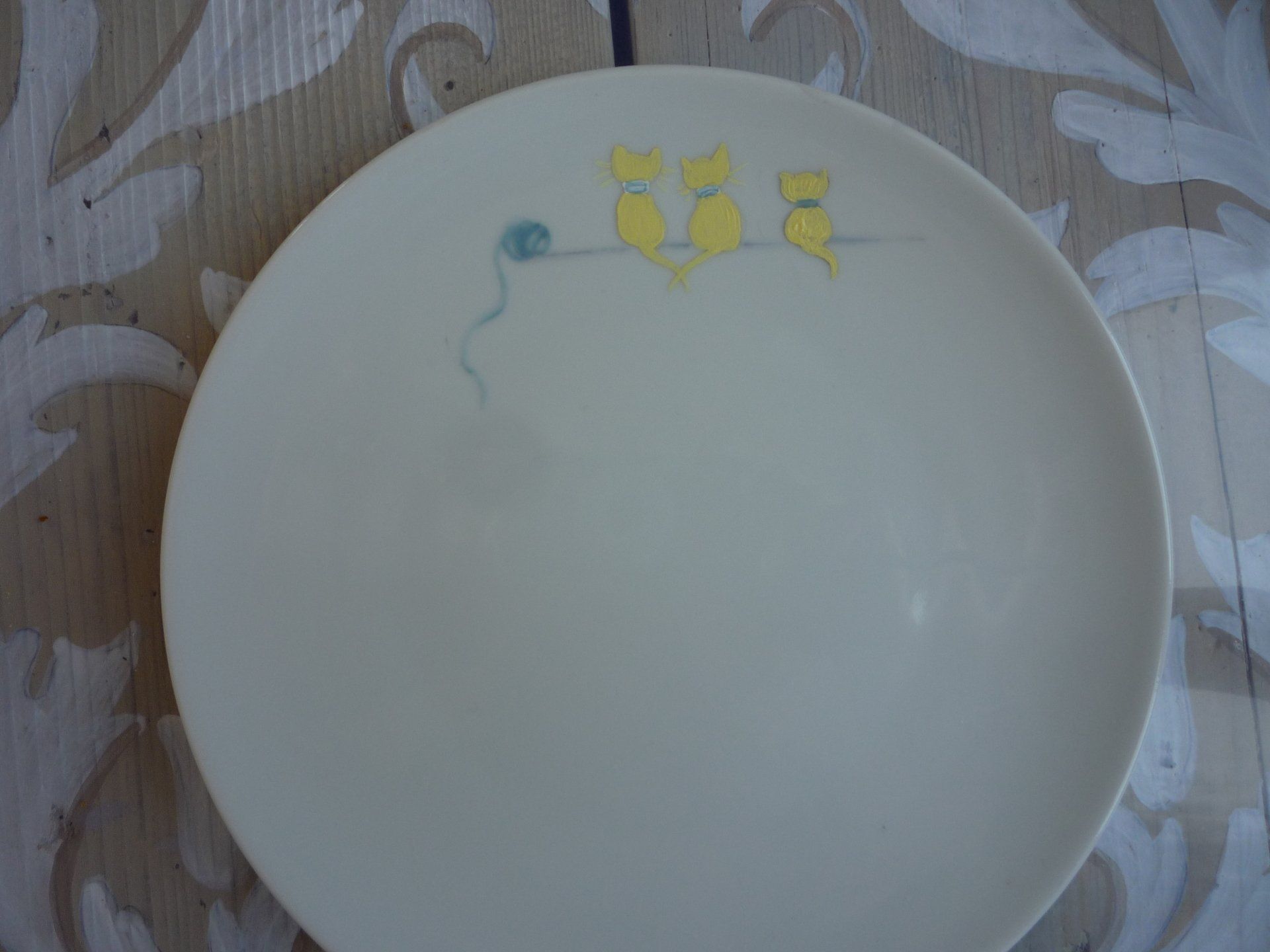 animali, cani, gatti, cavalli,  quadri, ritratti, dipinti, su misura, animali vestiti, oggetti, arredi, uova dipeinte, piatti, decorazioni, trompe, fiori, stencil, decoupage, carta, colla, matita, pennello, olio su tela , riviste, pubblicazioni, eventi, Marina Rigolone, artista, pittrice, decoratrice,