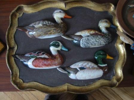 animali, cani, gatti, cavalli, quadri, ritratti, dipinti, su misura, animali vestiti, oggetti, arredi, uova dipeinte, piatti, decorazioni, trompe, fiori, stencil, decoupage, carta, colla, matita, pennello, olio su tela , riviste, pubblicazioni, eventi, Marina Rigolone, artista, pittrice, decoratrice,