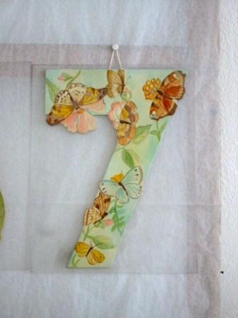 animali, cani, gatti, cavalli, quadri, ritratti, dipinti, su misura, animali vestiti, oggetti, arredi, uova dipeinte, piatti, decorazioni, trompe, fiori, stencil, decoupage, carta, colla, matita, pennello, olio su tela , riviste, pubblicazioni, eventi, Marina Rigolone, artista, pittrice, decoratrice,