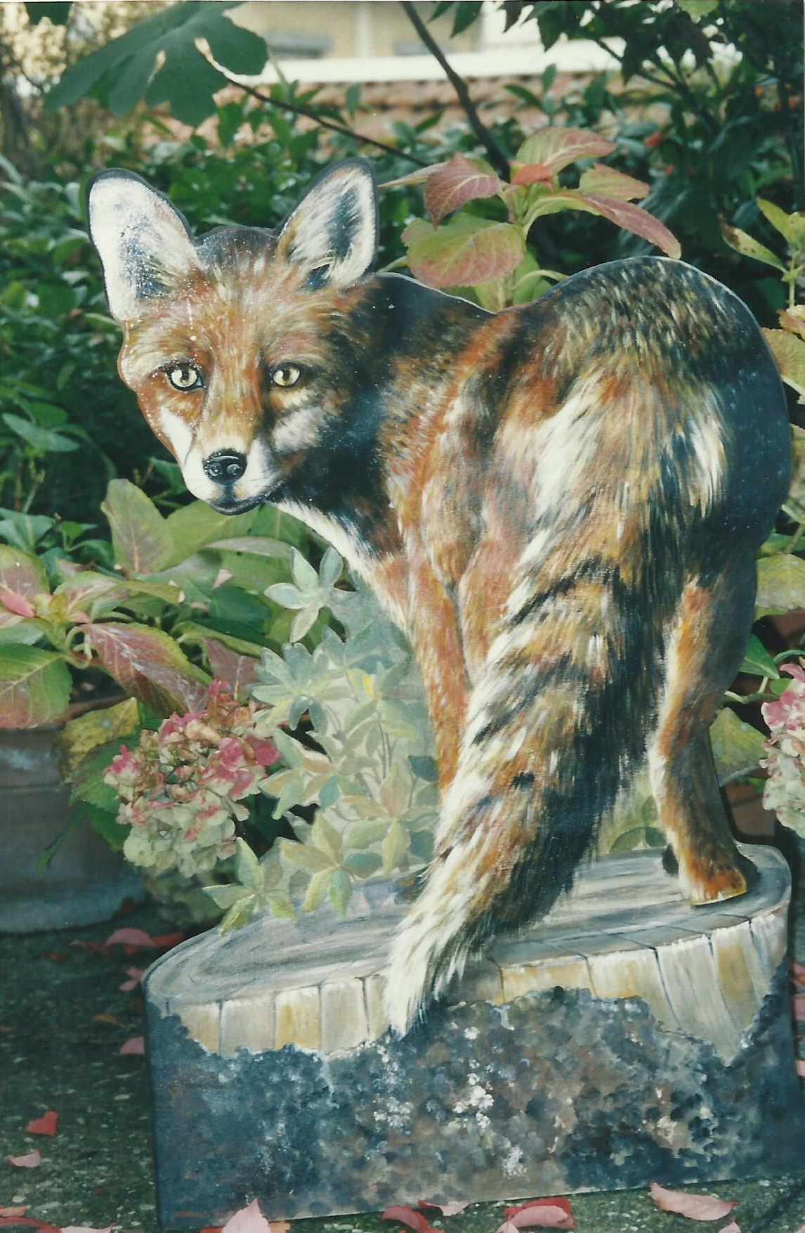 animali, cani, gatti, cavalli, quadri, ritratti, dipinti, su misura, animali vestiti, oggetti, arredi, uova dipeinte, piatti, decorazioni, trompe, fiori, stencil, decoupage, carta, colla, matita, pennello, olio su tela , riviste, pubblicazioni, eventi, Marina Rigolone, artista, pittrice, decoratrice,