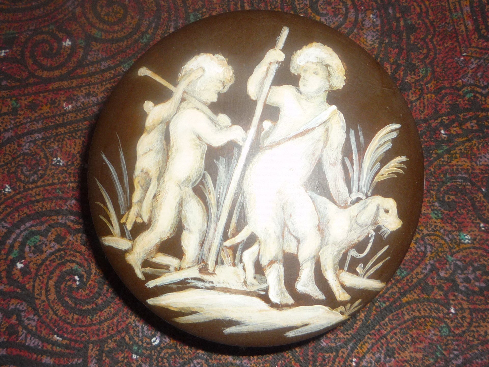 animali, cani, gatti, cavalli,  quadri, ritratti, dipinti, su misura, animali vestiti, oggetti, arredi, uova dipeinte, piatti, decorazioni, trompe, fiori, stencil, decoupage, carta, colla, matita, pennello, olio su tela , riviste, pubblicazioni, eventi, Marina Rigolone, artista, pittrice, decoratrice,