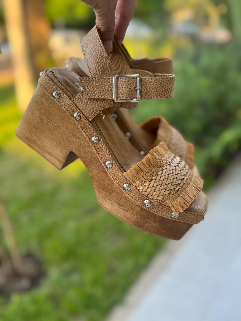 Sandalias en cuero premium
