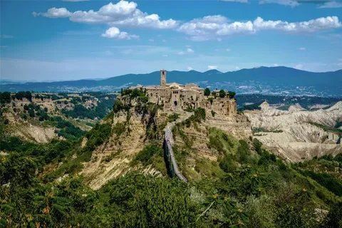 urna cineraria in metallo