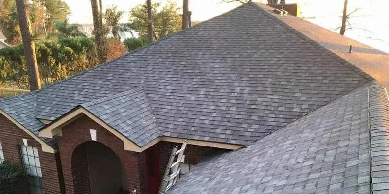 Point Aquarius Residential Roof View