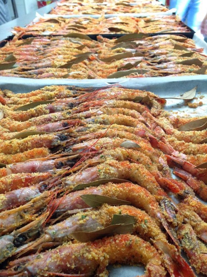 Buffet con cibi salati