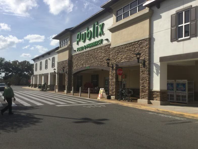 Publix at Grand Oaks