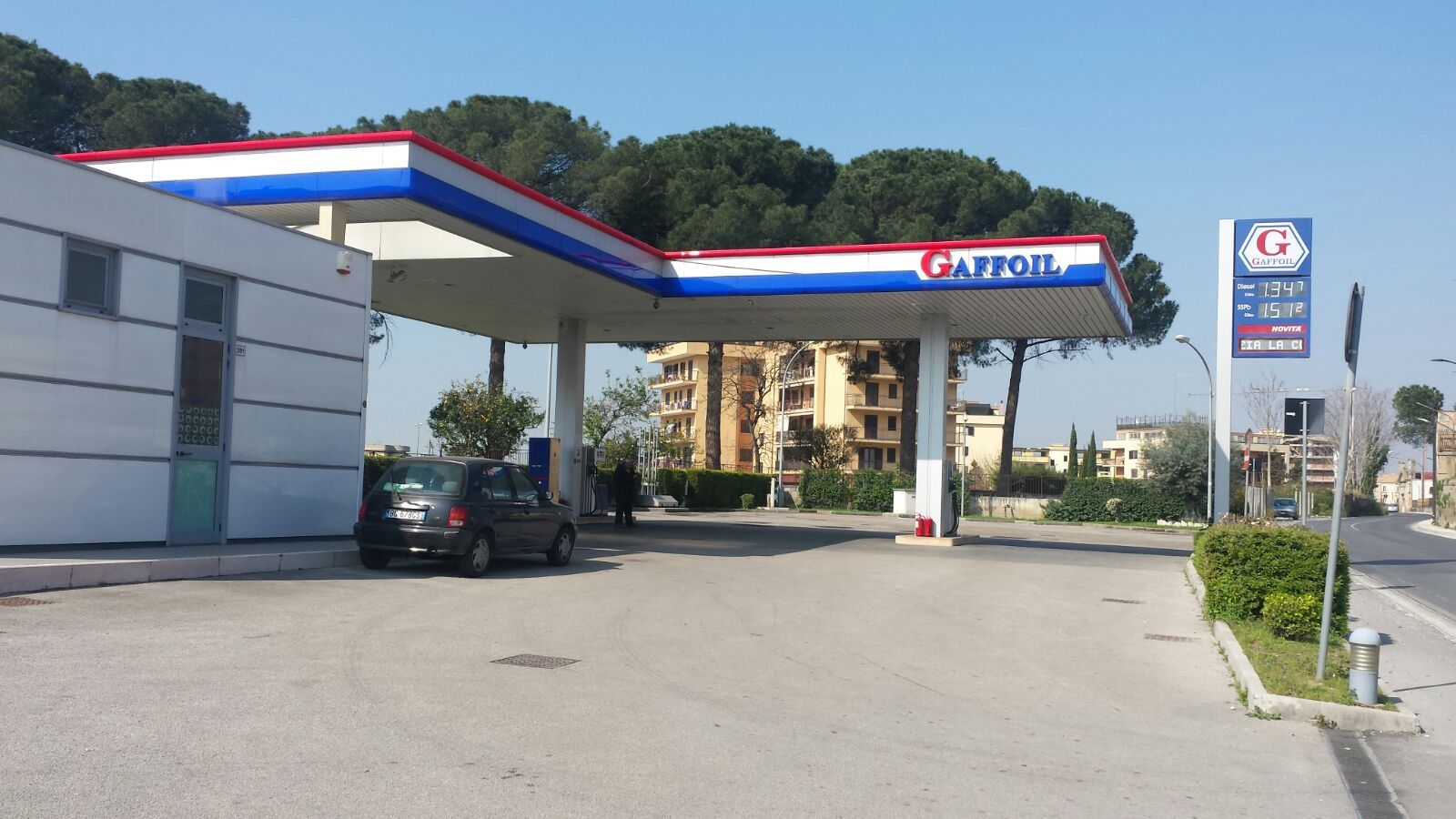 benzinaio a maddaloni