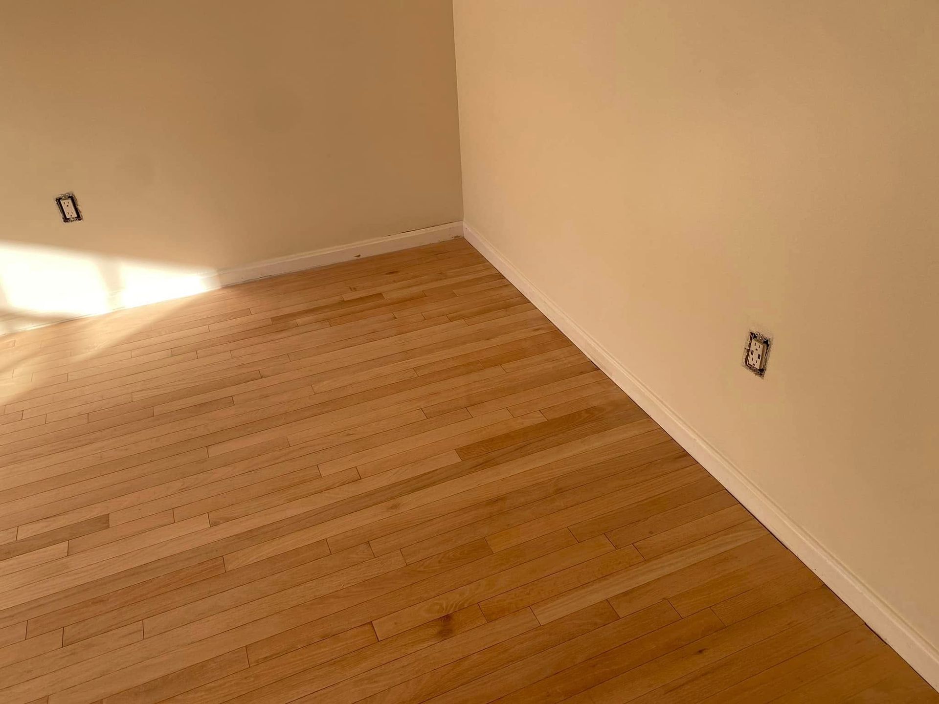 Hardwood flooring installation Loudoun County — professional floor contractors