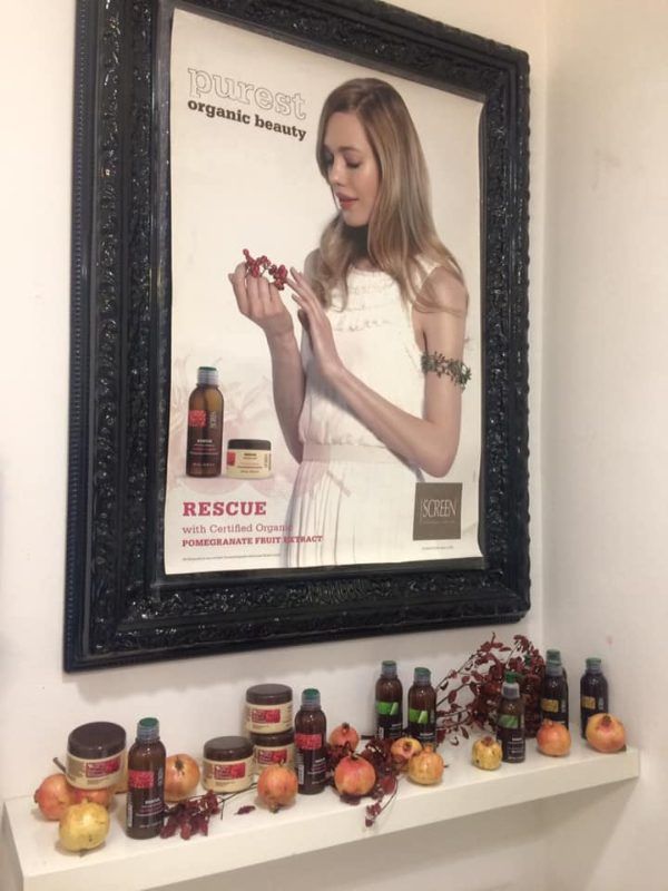 locandina di un trattamento per capelli