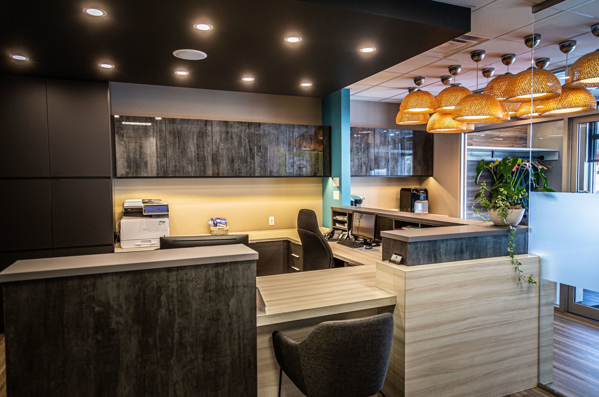 accueil de la clinique vue du côté