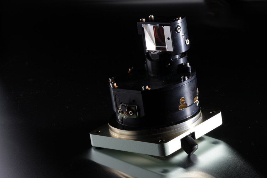 sistemi optomeccanici